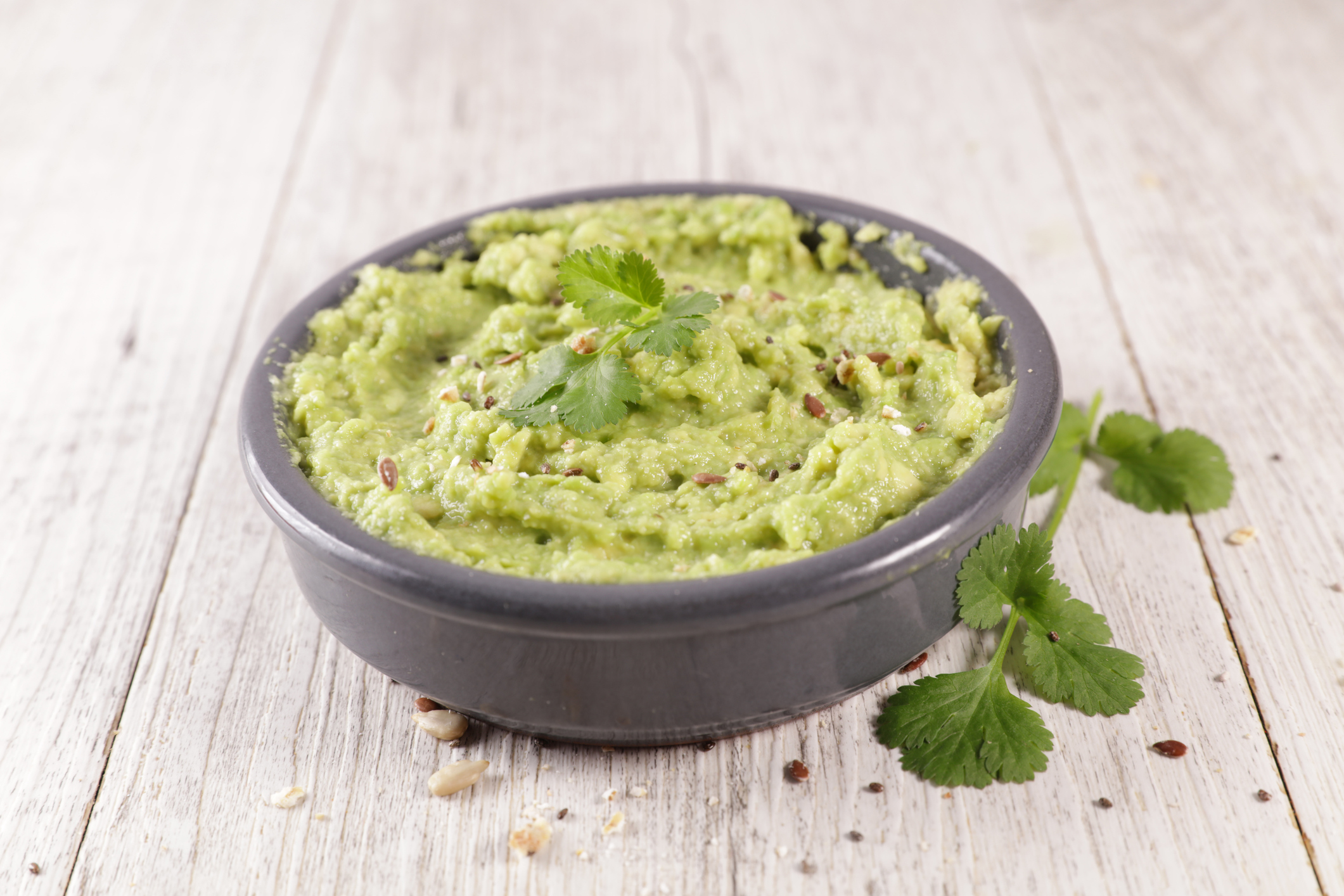 Hausgemachte Guacamole mit Korianderkraut – Ein cremiger Genuss mit frischen Aromen