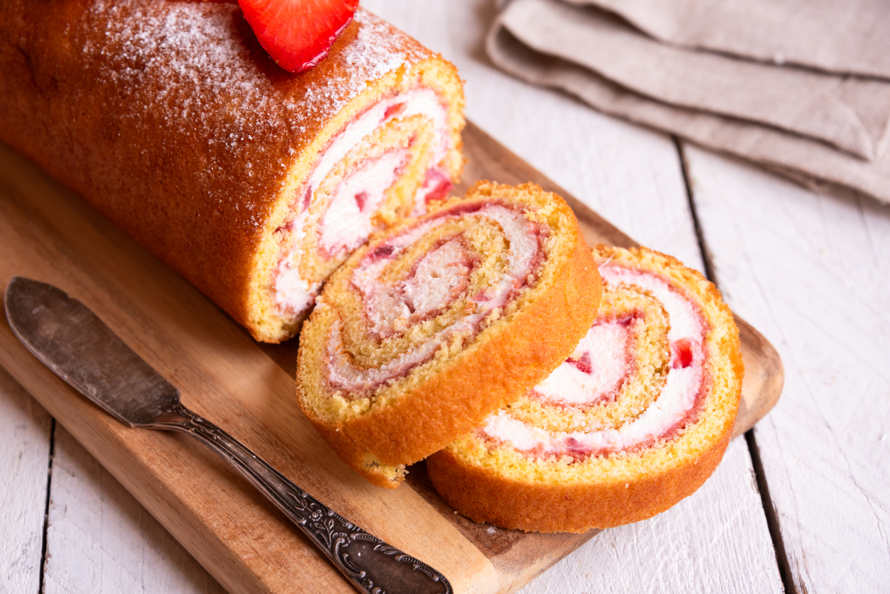 biskuitrolle mit mascarpone sahne füllung