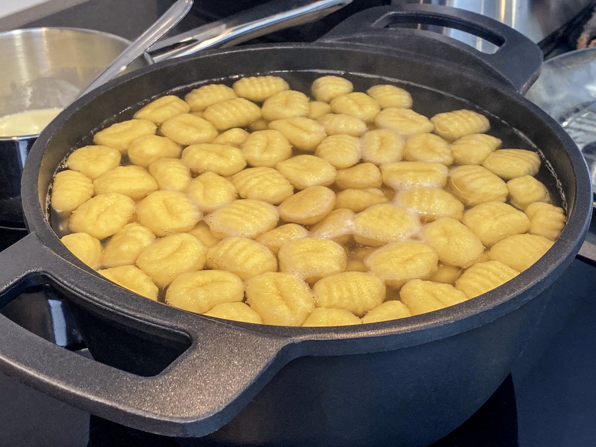 Klassische Kartoffelgnocchi – sehr aromatisch und lecker und super einfache Zubereitung