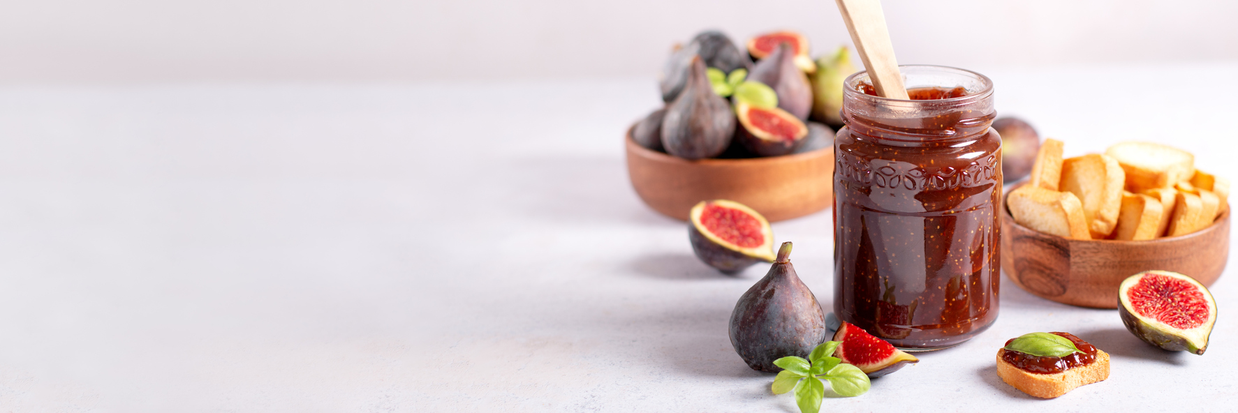 Hausgemachte Feigenmarmelade – fruchtig-nussig und fix zubereitet