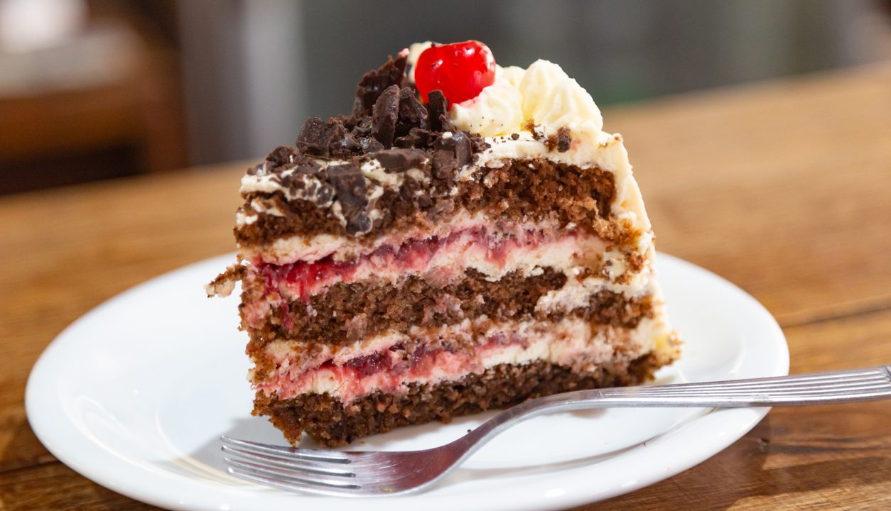 Schwarzwälder Kirschtorte – klassisch & saftig