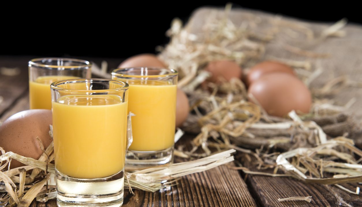 Cremiger Eierlikör: hausgemacht, samtig und ideal für Winterabende und Desserts