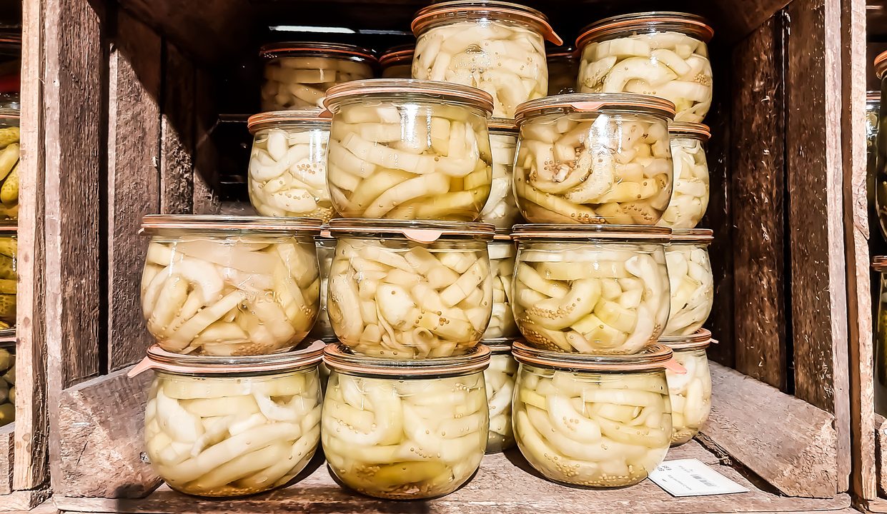 Senfgurken: So gelingen sie knackig, süß-sauer und herrlich aromatisch