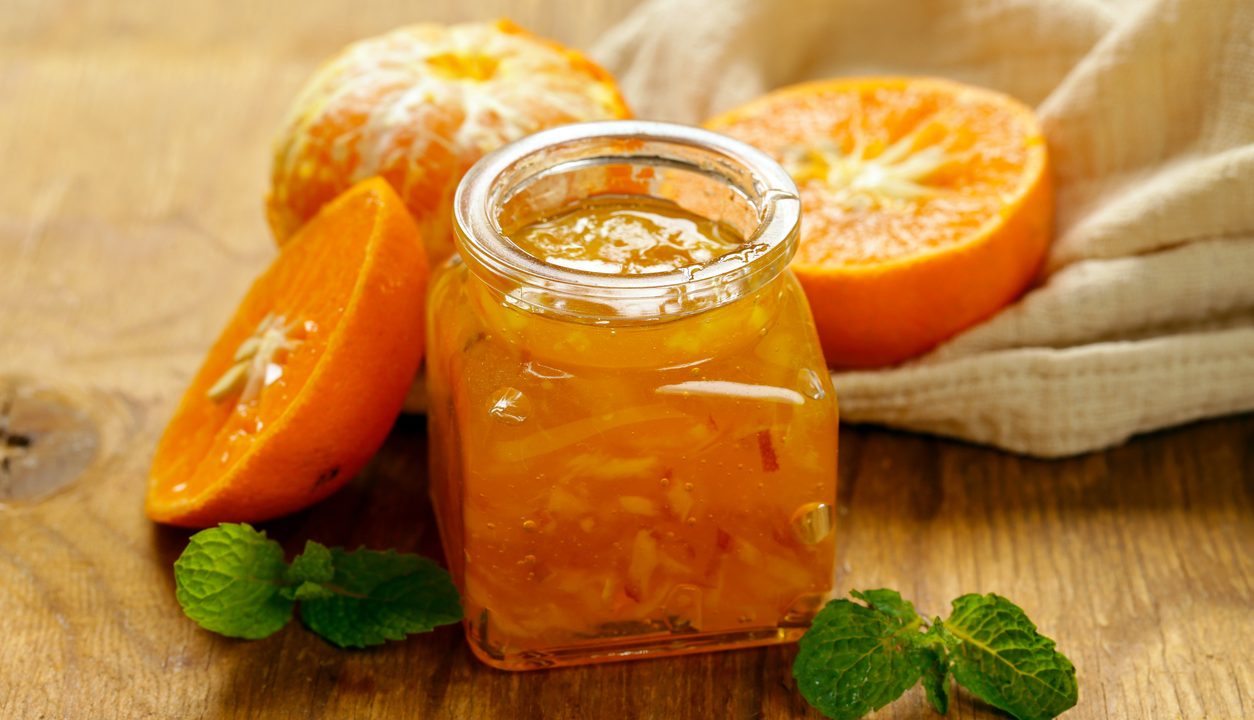 Orangenkonfitüre: Fruchtiger Brotaufstrich mit feiner Bitternote und viel Aroma