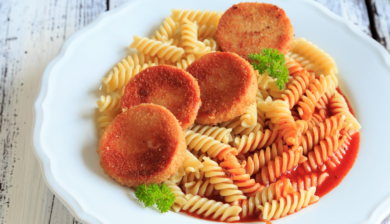 DDR Jägerschnitzel mit Spirelli: So schmeckt Nostalgie auf dem Teller