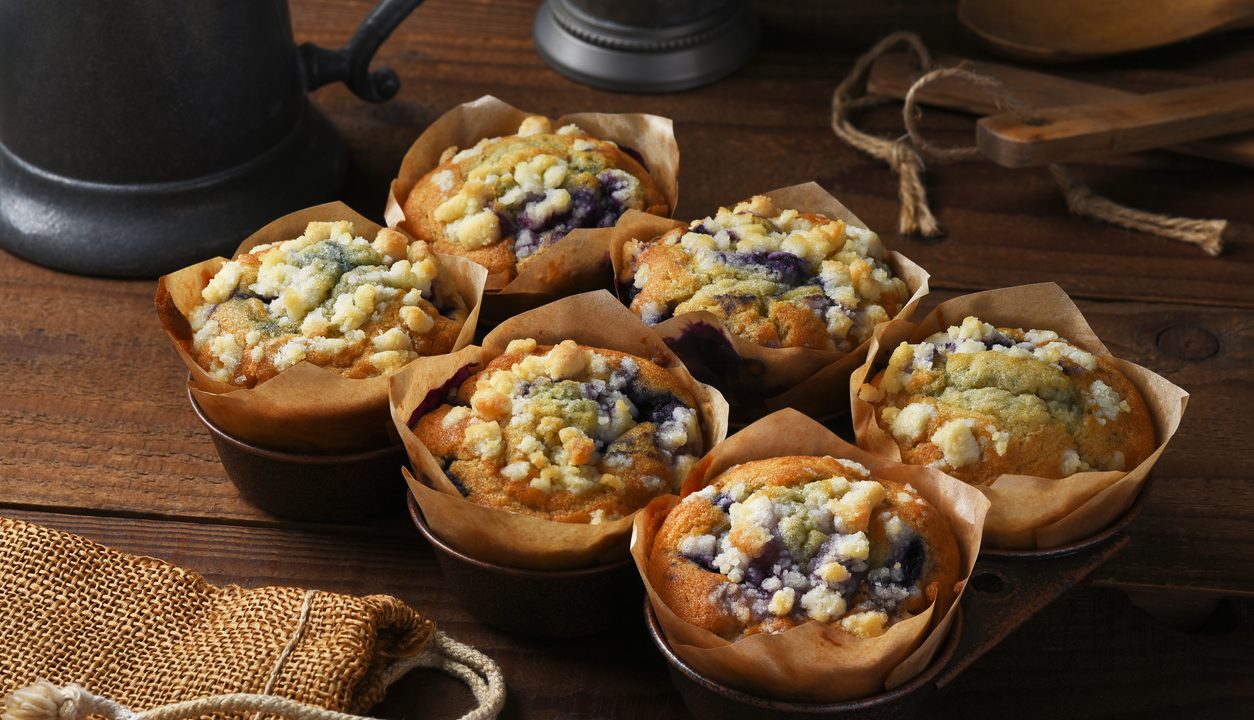 Blaubeermuffins – Saftig, hoch aufgegangen und voller Frucht