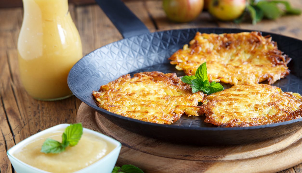 Selbstgemachte Kartoffelpuffer: Knusprig, lecker und goldbraun