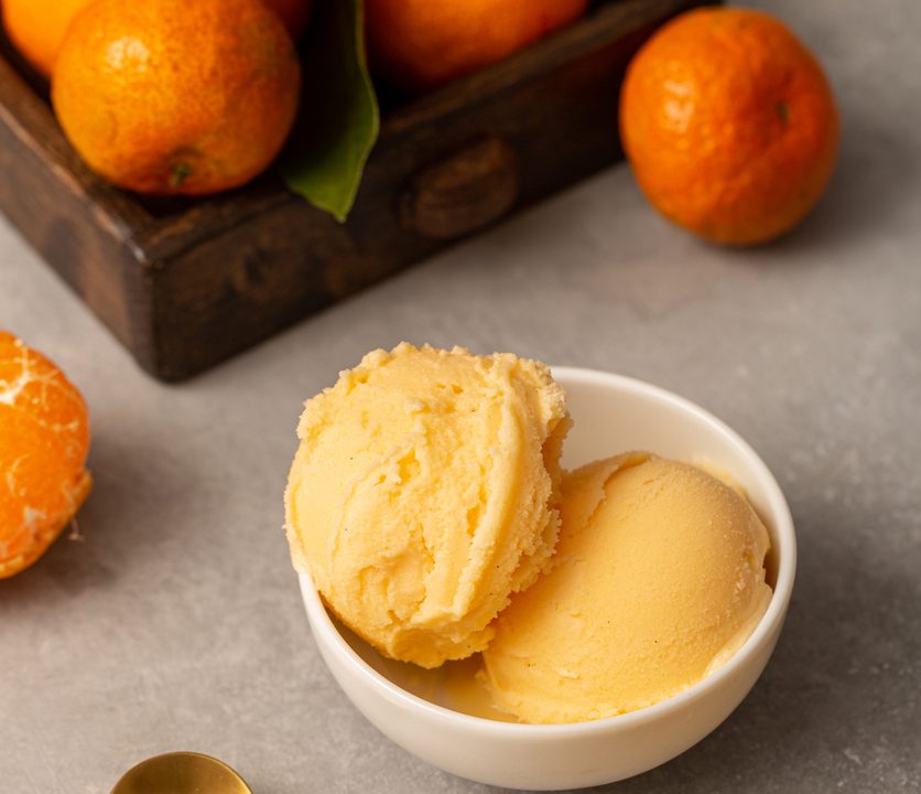 Selbstgemachtes Mandarineneis: Die fruchtig-leichte Erfrischung mit sonnigem Aroma