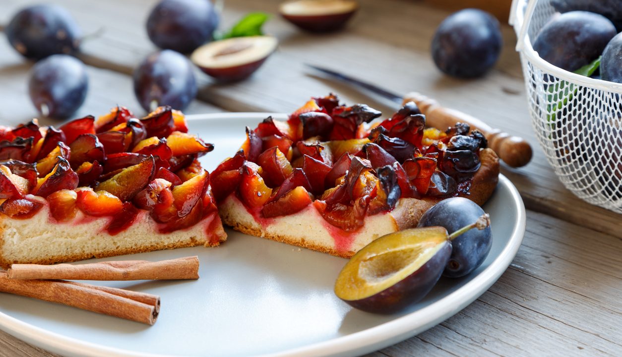 Pflaumenhefekuchen – saftig, duftend und wunderbar fruchtig