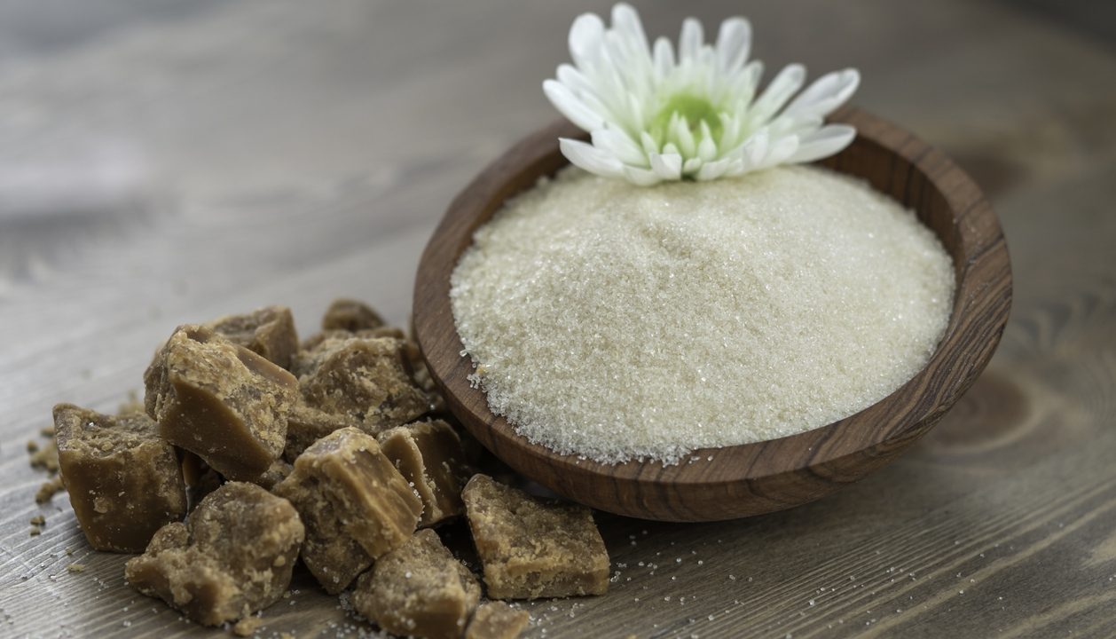 Kokosblütenzucker: So schmeckt die karamellige Alternative zu Haushaltszucker