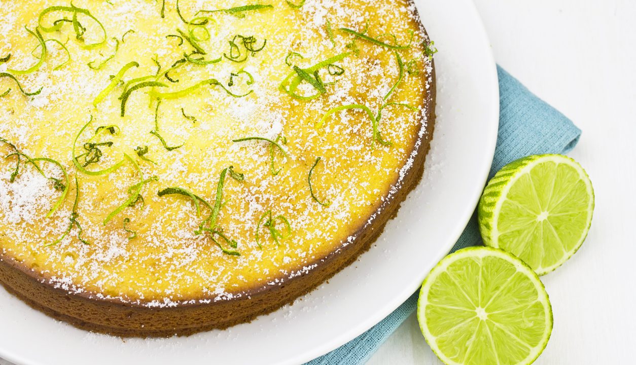 Limettenjoghurt-Kuchen mit Olivenöl: Die mediterrane Frische für deine Kaffeetafel