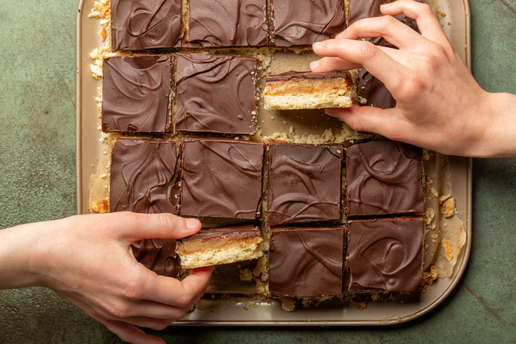 Karamell Shortbread zum Verlieben – Buttrig, süß und schokoladig